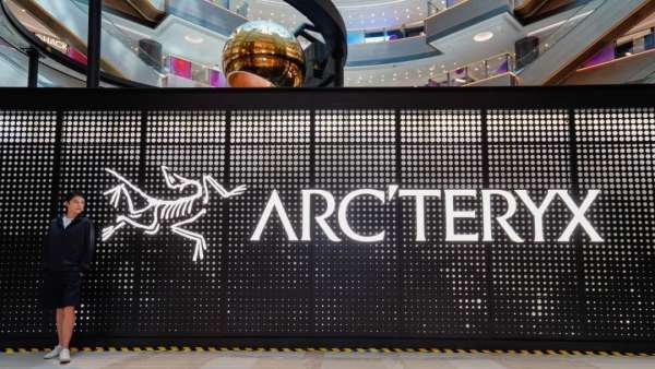 REBIRD煥然新“申”快閃活動策劃在摩登潮流地標(biāo)打造未來感的自然之境