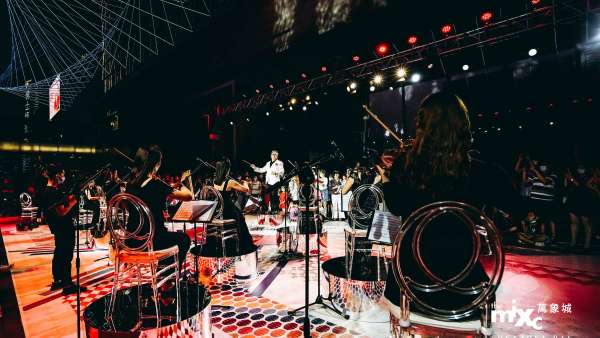 50DOORS時(shí)尚藝術(shù)跨界音樂(lè)會(huì)活動(dòng)策劃頗具“任意門(mén)”意趣