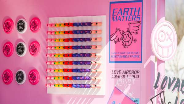 Miss Sixty北京草莓音樂節(jié)限時(shí)快閃店活動(dòng)策劃滿滿的少女心