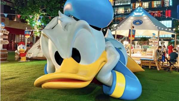 唐老鴨主題夏日露營(yíng)地活動(dòng)策劃火熱開(kāi)啟，一起感受難忘的“奇妙之旅”吧