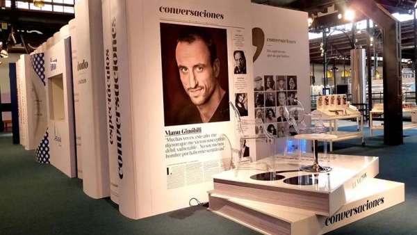 阿根廷書(shū)展《民族報(bào)》展覽活動(dòng)策劃設(shè)計(jì)了一個(gè)開(kāi)放式的“街區(qū)圖書(shū)館”