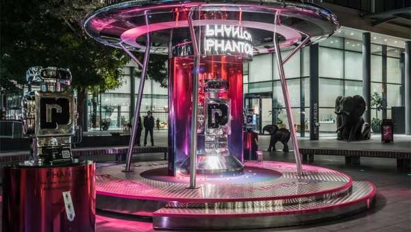 “幻影: 香水的未來”發(fā)布會活動策劃更像一個烏托邦式的世界