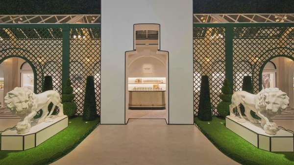 香奈兒香水展覽活動策劃視覺沖擊力真的很震撼，盡享雜志封面高級感