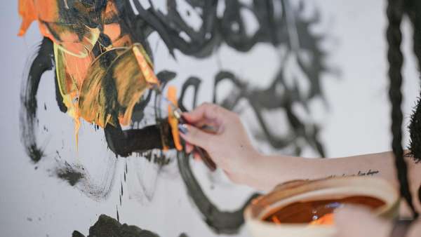 順德歡樂(lè)海岸不期館2.0開(kāi)業(yè)活動(dòng)策劃的現(xiàn)場(chǎng)醒獅即墨揮毫太有型了